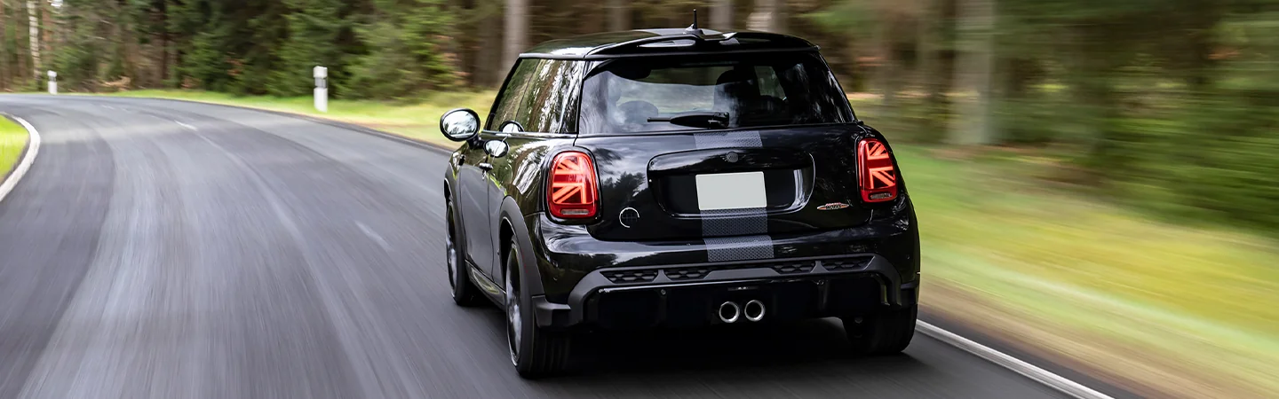 2024 MINI Hardtop 2 Door vs MINI Hardtop 4 Door black color side view