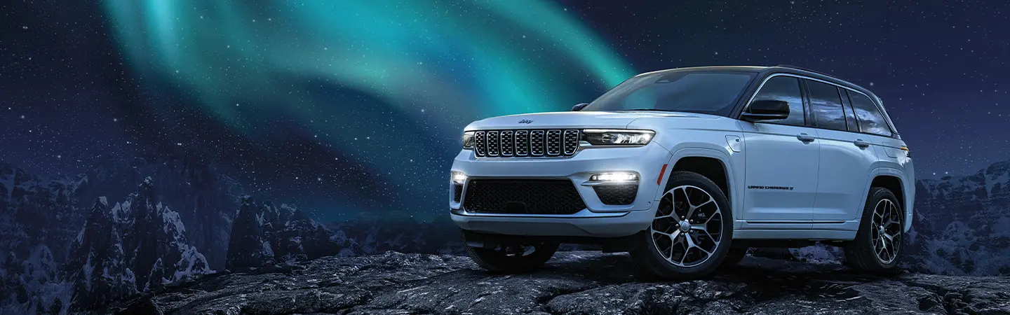 2024 Jeep Grand Cherokee vs Kia Telluride black-red front back view