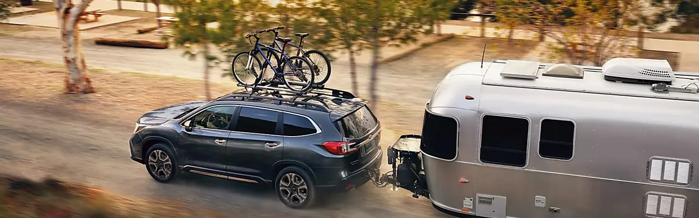 2024 Subaru Ascent vs Honda Pilot top side view black