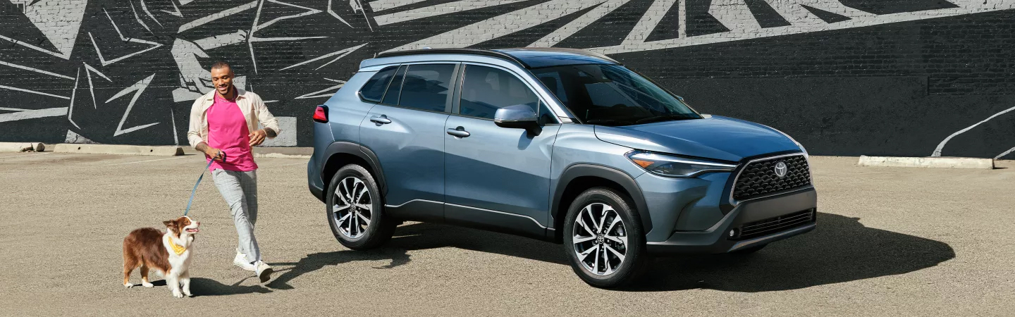 2022 Toyota Corolla Cross Slide3