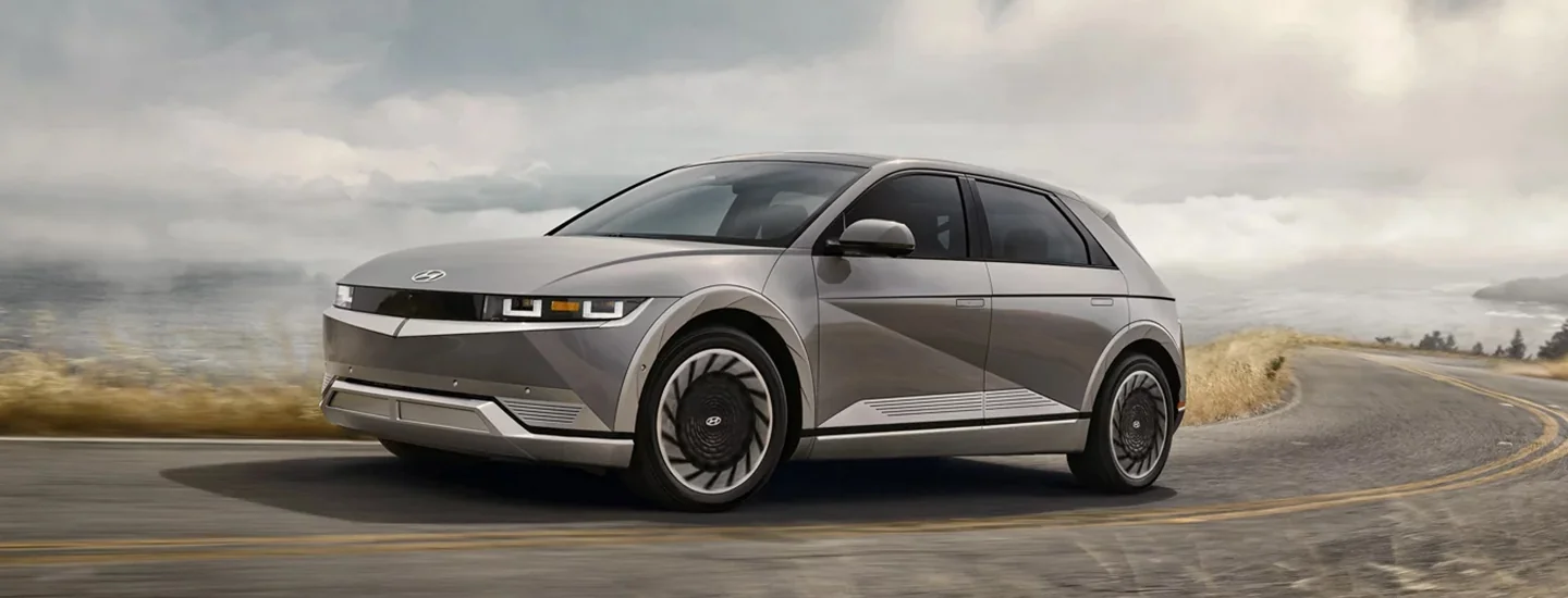2024 Hyundai IONIQ 5 SE Specs 