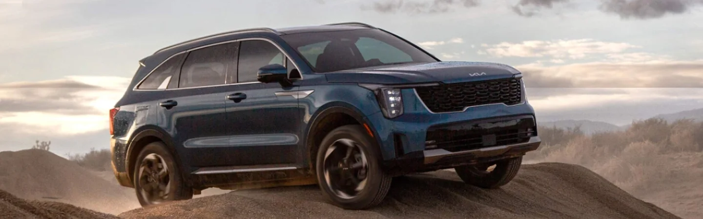 2025 Kia Sorento Hybrid Specs side view and color blue