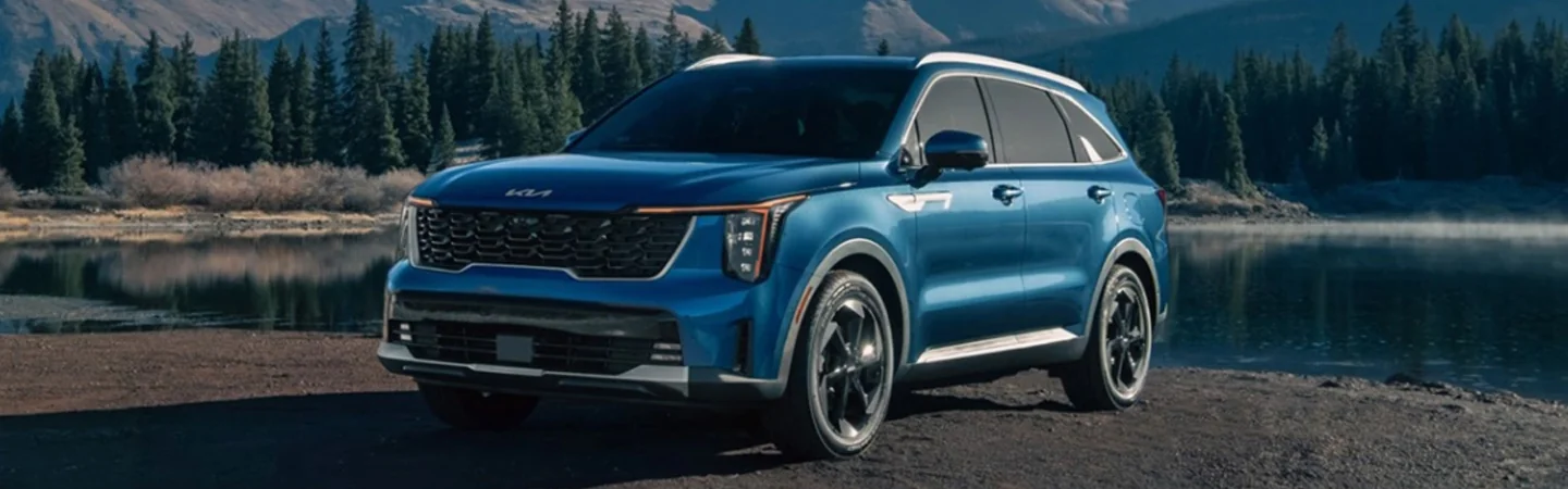 2025 Kia Sorento Hybrid Specs front view and color blue