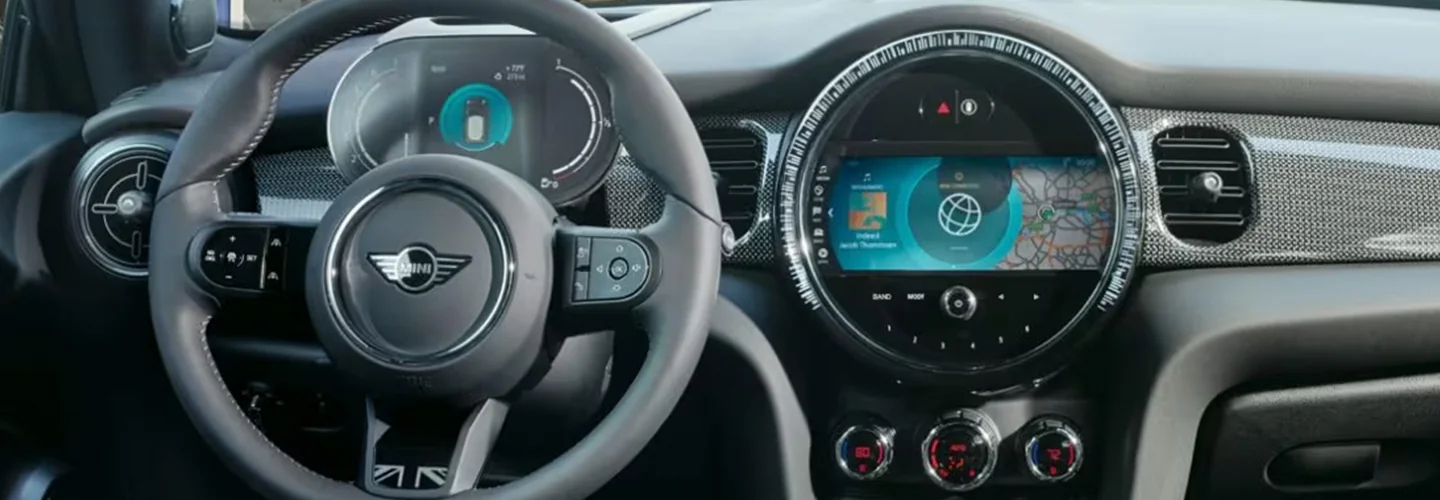 2024 MINI Hardtop 4 Door  interiorimage