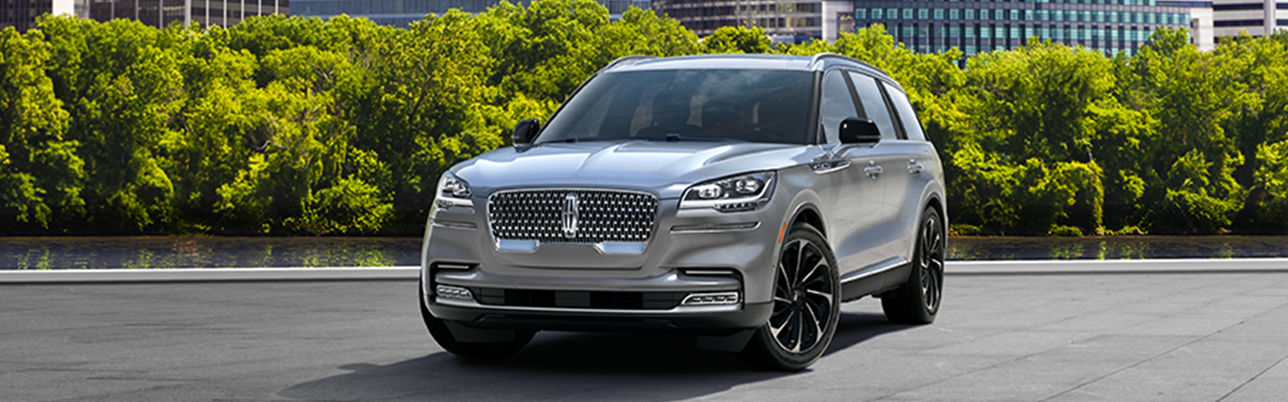 Silver Lincoln Aviator parked in the city