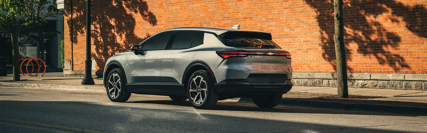 2025 Chevrolet Equinox silver