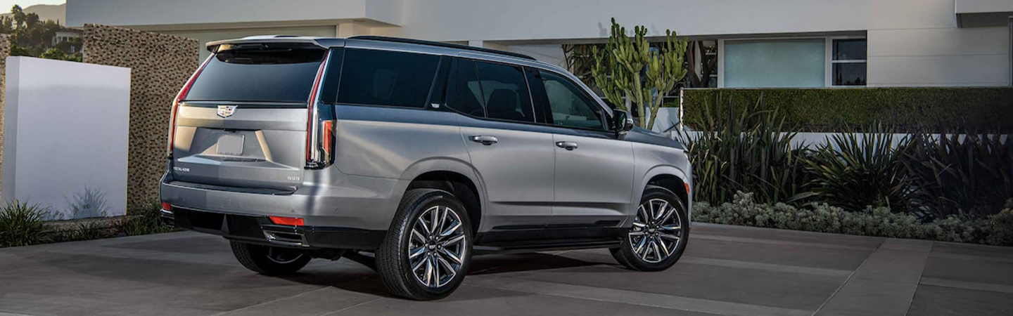2022 Lincoln Navigator vs. 2022 Cadillac Escalade slider4