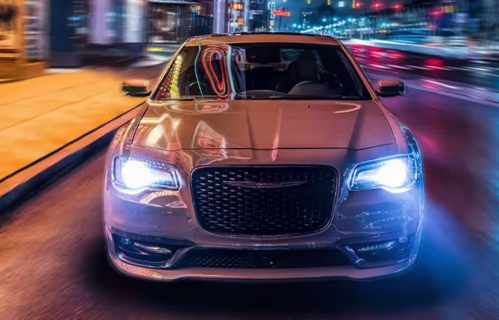 2023 Chrysler 300 C  exteriorsmall-1