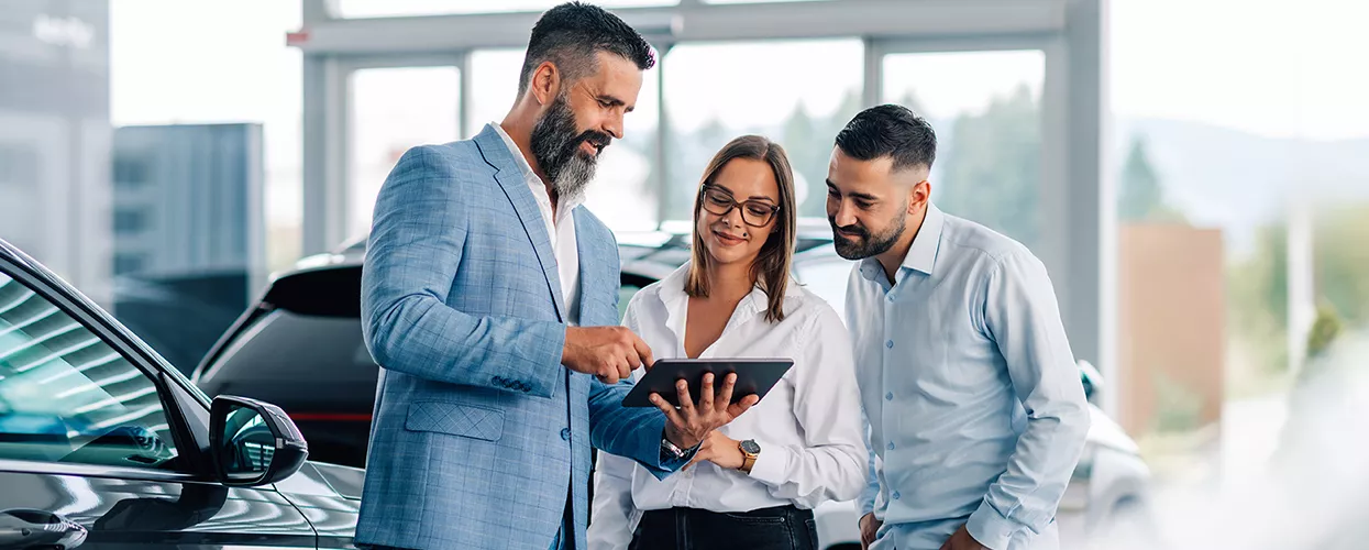 sales agent showing customers features