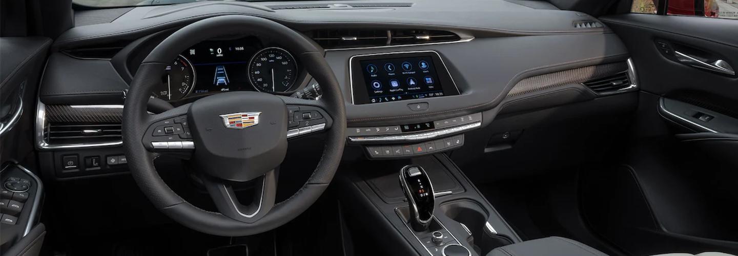 2022 Cadillac XT4 interior