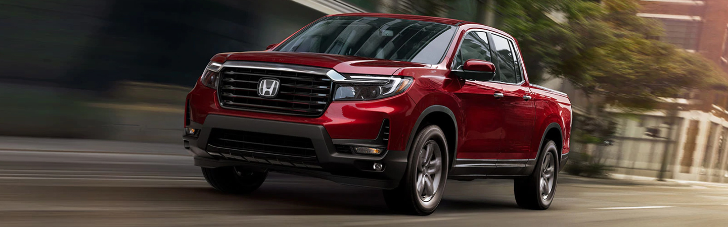 2022 Honda Ridgeline vs. Toyota Tacoma Slide2