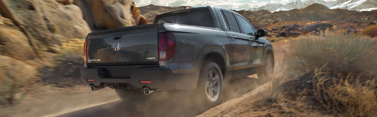 2022 Honda Ridgeline vs. Toyota Tacoma Slide4