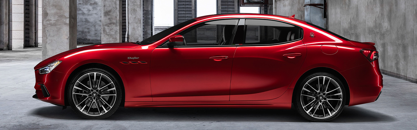 2022 Maserati Quattroporte slider4