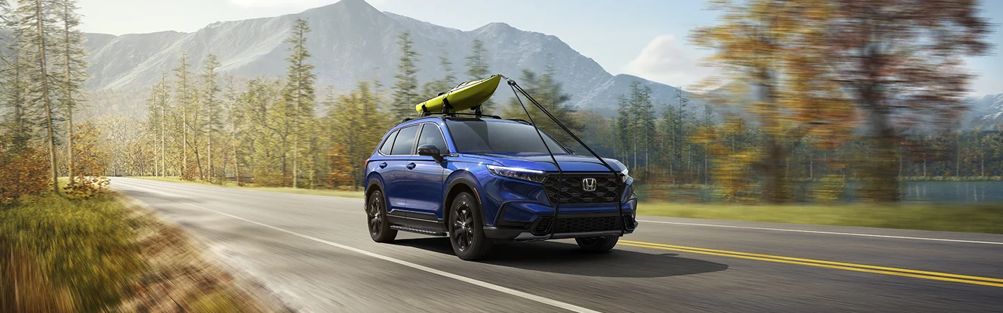 2025 Honda CR-V Hybrid Sport with kayak on top