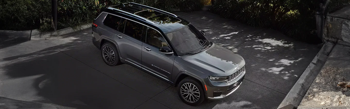2024 Jeep Grand Cherokee L Specs top view in silver