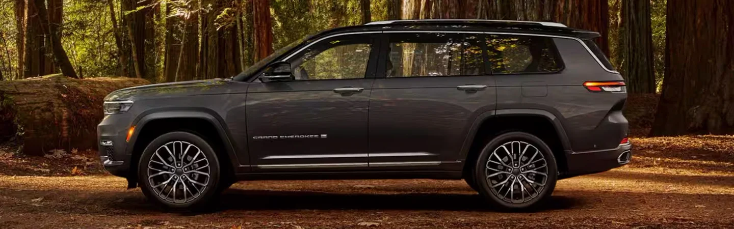 2024 Jeep Grand Cherokee L Specs side front in silver