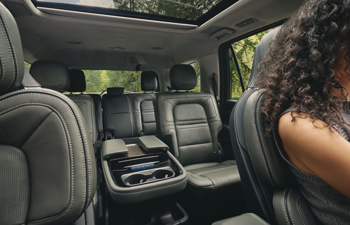 2023 Lincoln Navigator Interior Features