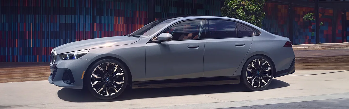 2024 BMW i5 Specs sliver color side view