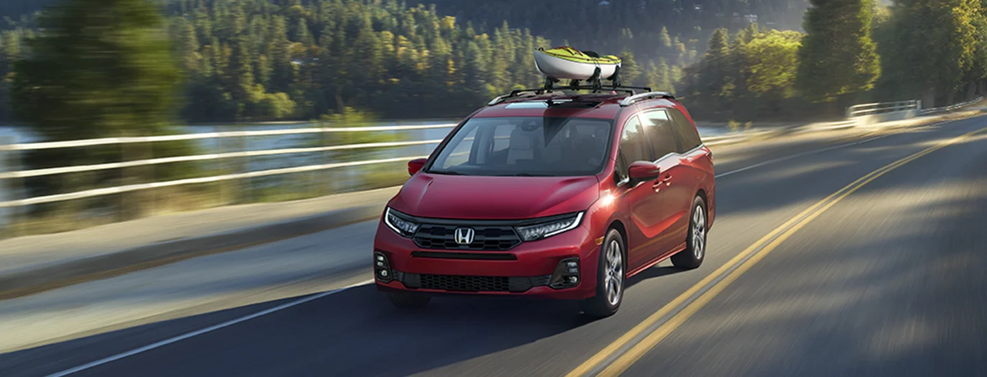 2025 Honda Odyssey with kayak strapped on top