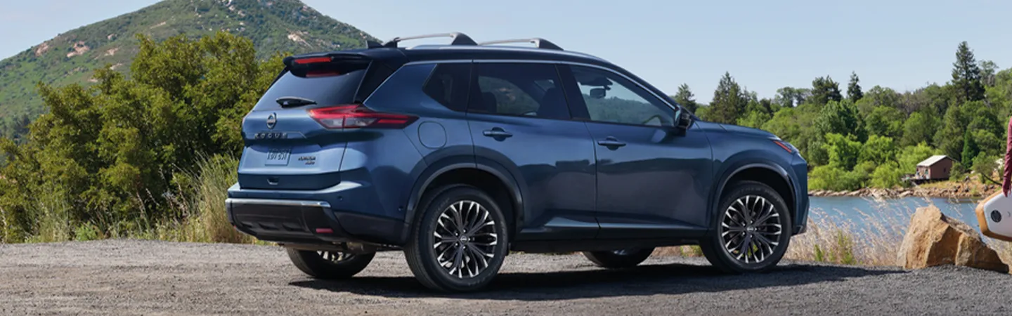 2024 Nissan Rogue vs Toyota RAV4 bluecolor frontview