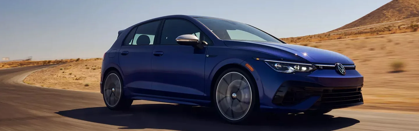 2024 Volkswagen Golf R Specs blue color side view