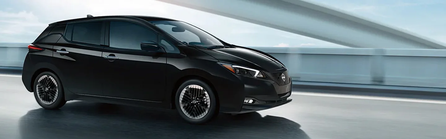 2025 Nissan Leaf black side view