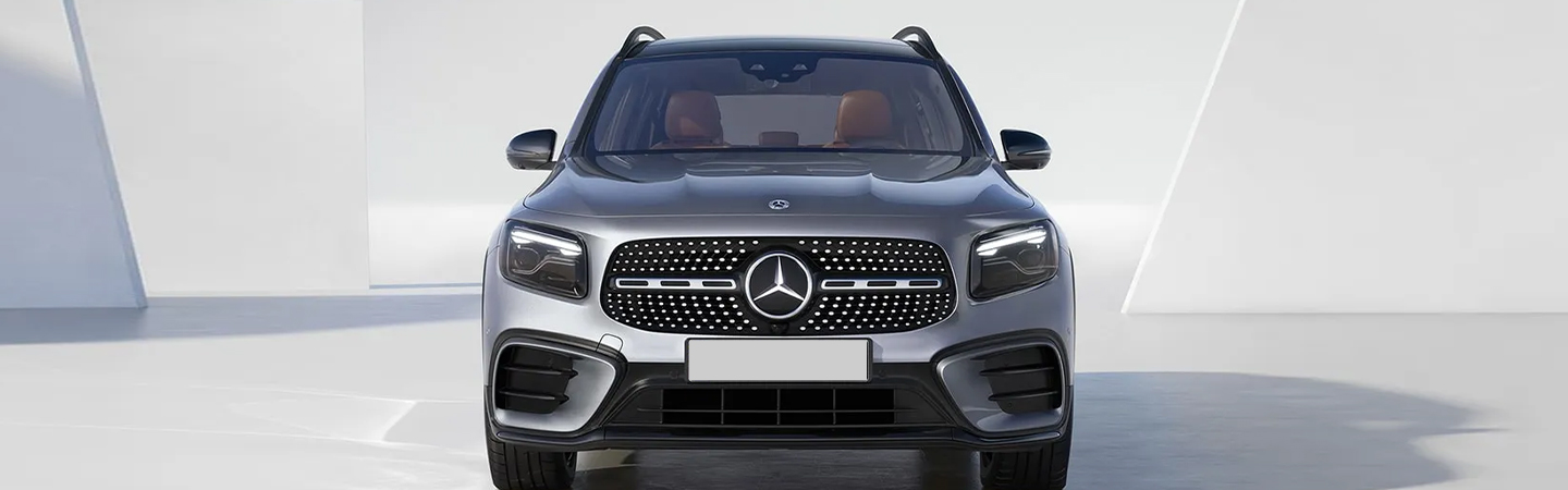 2024 Mercedes-Benz GLB silver frontview