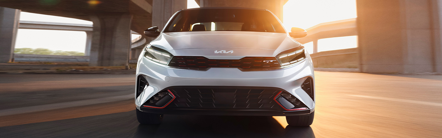 2023 Kia Forte Specs & Features Slide1