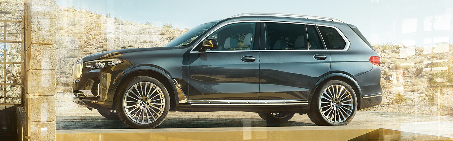 2022 BMW X7 Slider4
