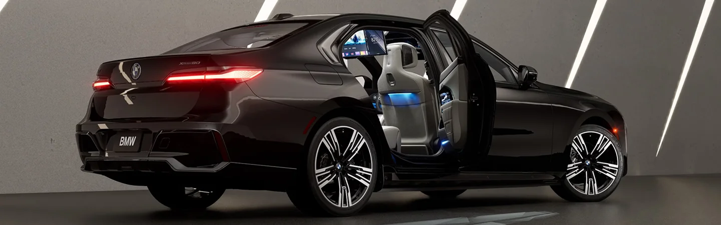 2024 BMW i7 Specs back side in black 