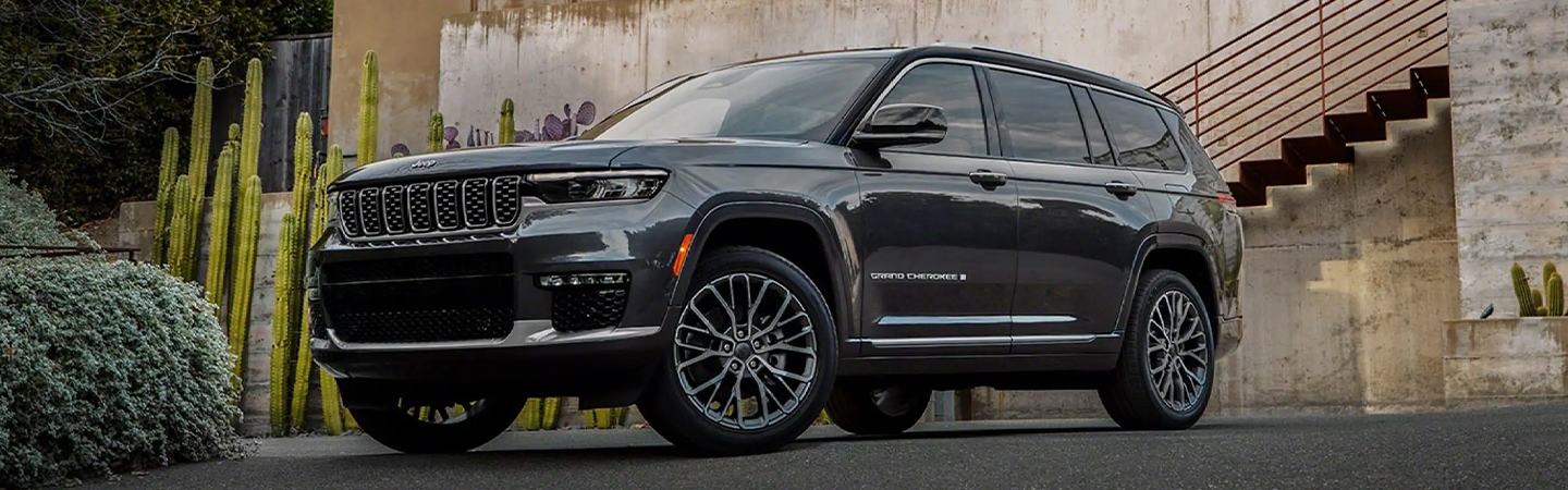 2021 Jeep Grand Cherokee L Slide4