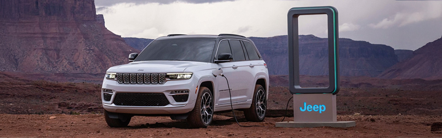 Jeep Grand Cherokee front black