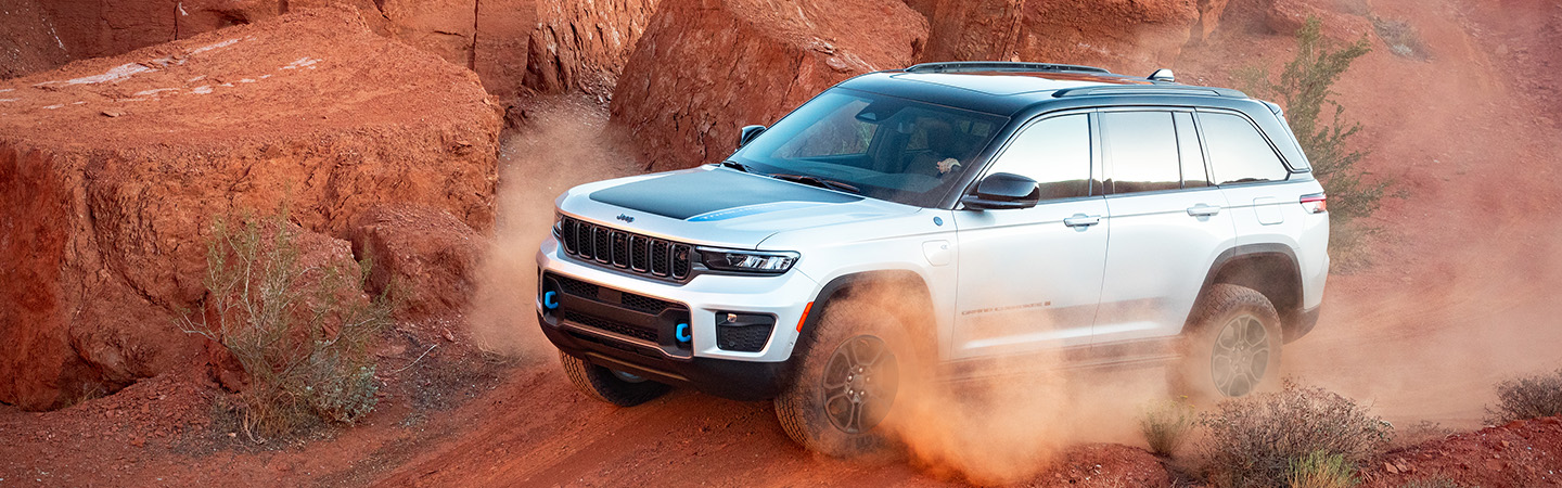 Jeep Grand Cherokee sideview black