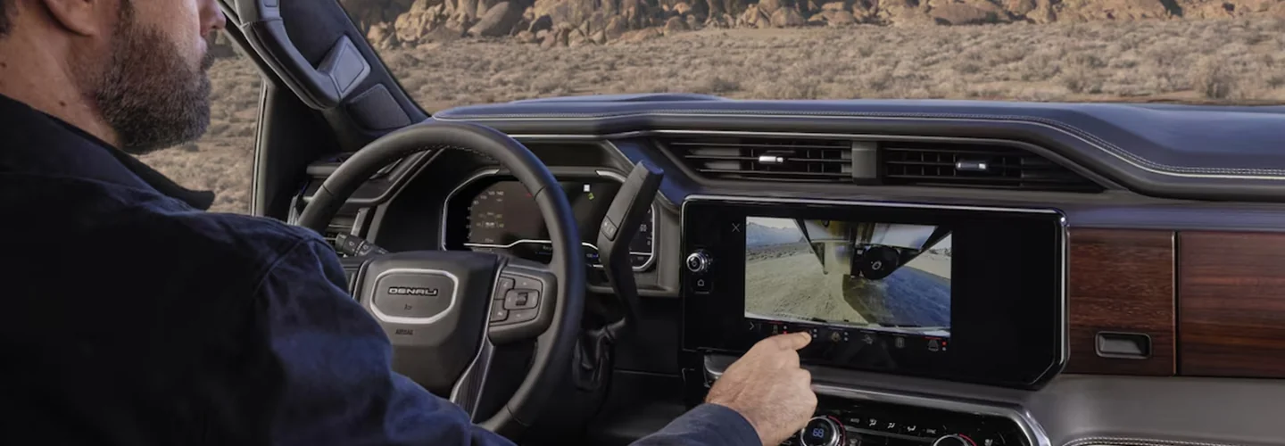 2024 GMC Sierra HD interior