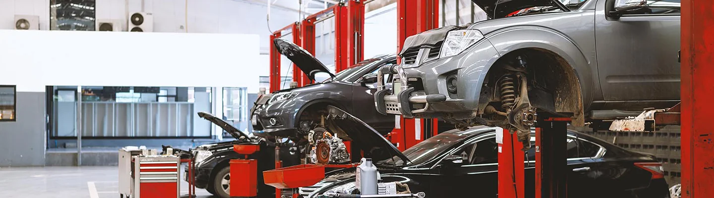 Vehicles being serviced atHonda of Sarasota