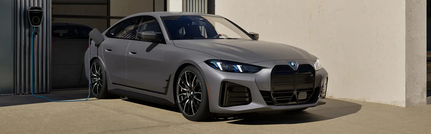 2024 BMW i4 sideview white