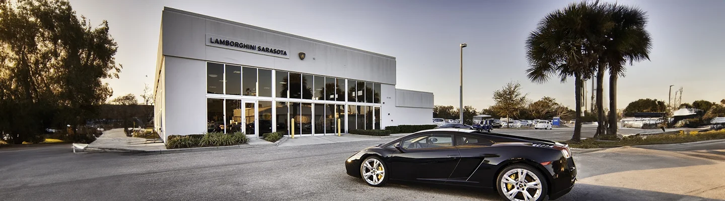 Lamborghini of Sarasota view of dealer storefront