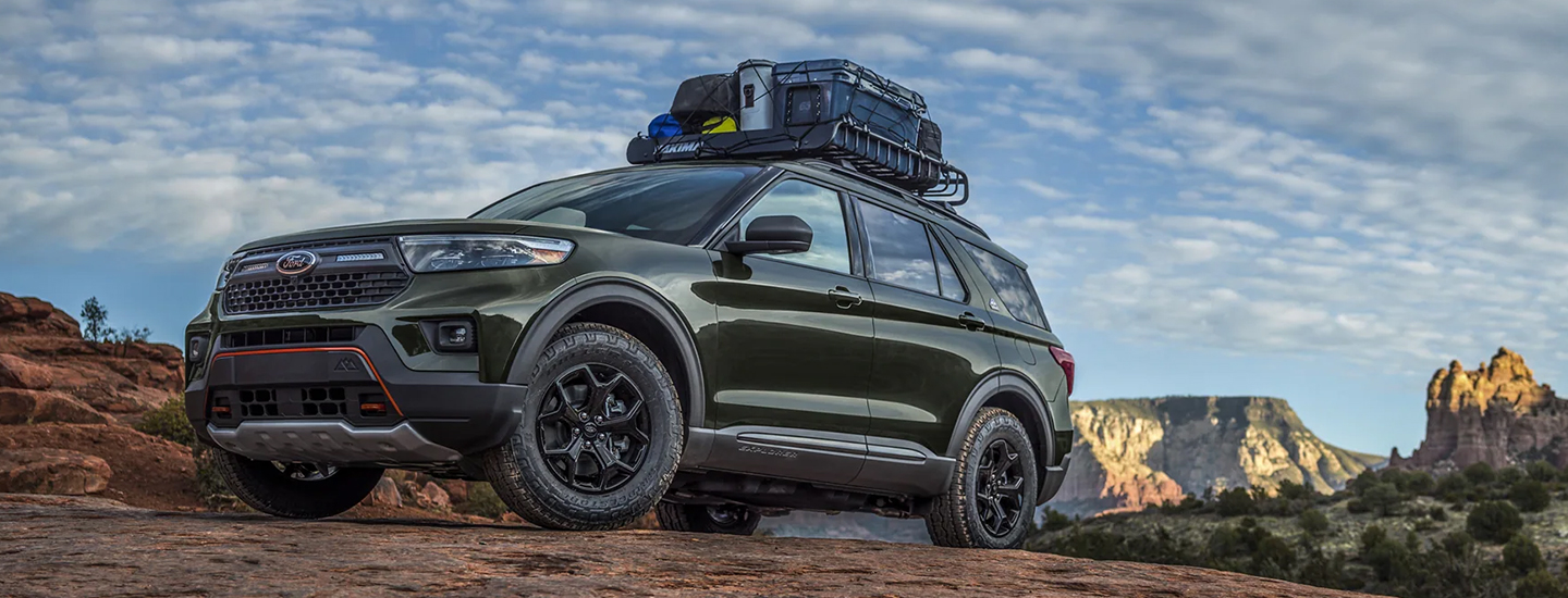 2022 Ford Explorer vs 2022 Jeep Grand Cherokee