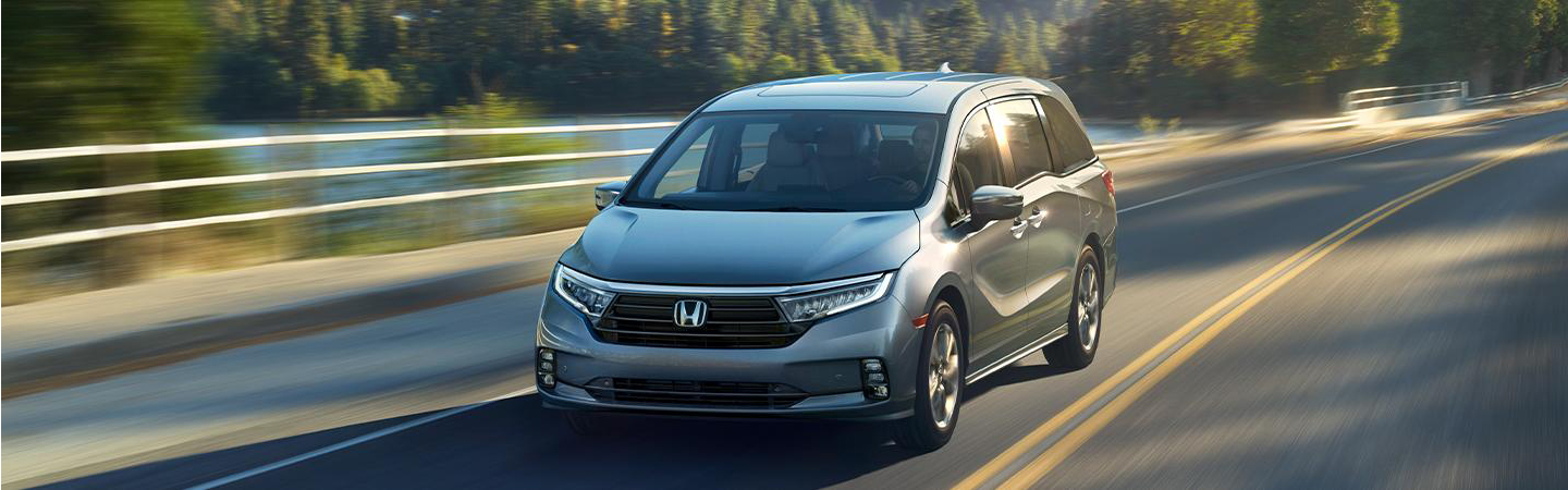 2022 Honda Odyssey vs Toyota Sienna slider1