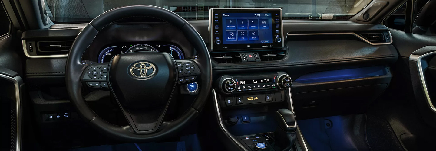 2022 Toyota RAV4 vs. 2022 Toyota Highlander interior