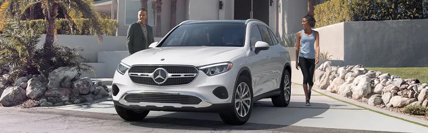 2024 Mercedes-Benz GLC Specs whitecolor frontview