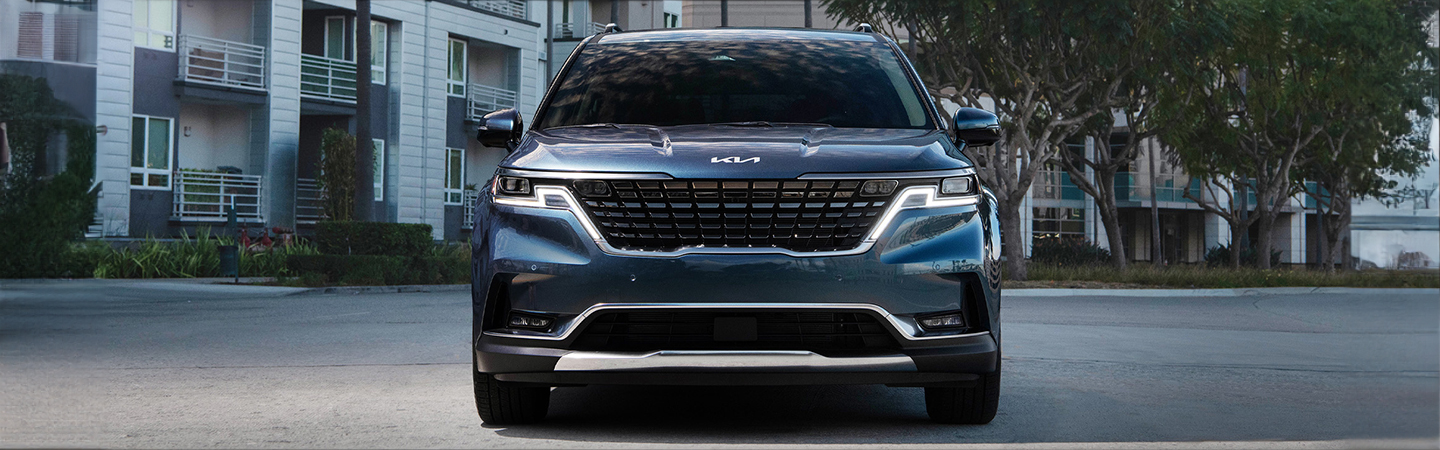 2024 Kia Carnival Front View With Blue Color