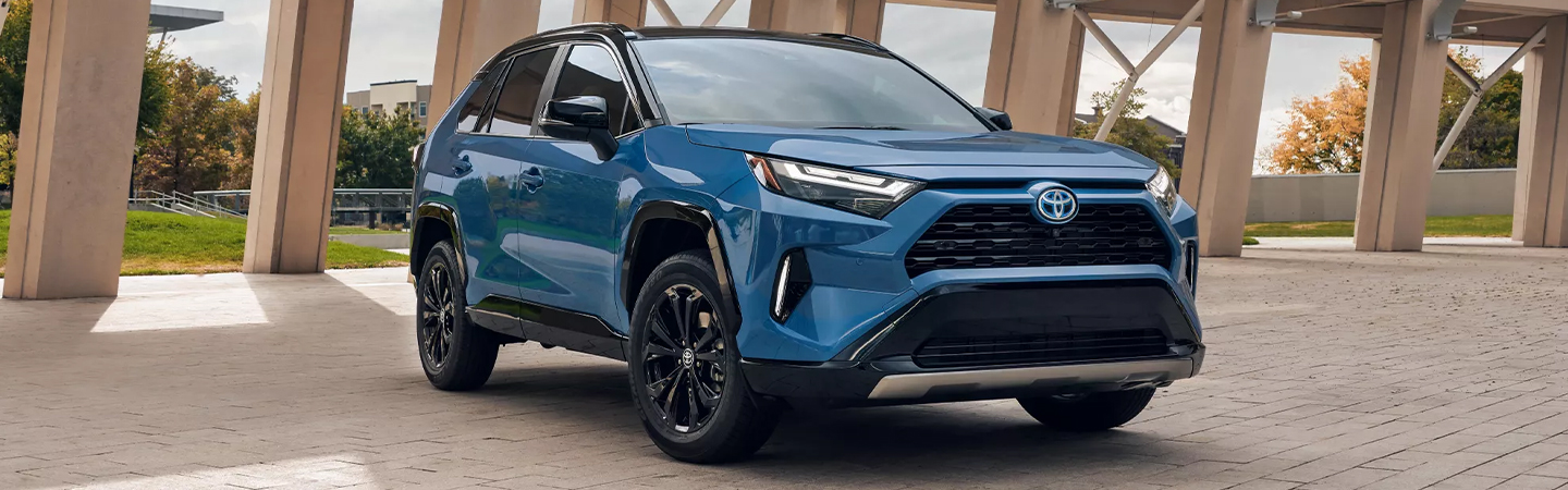 2022 Toyota RAV4 Hybrid Slide1