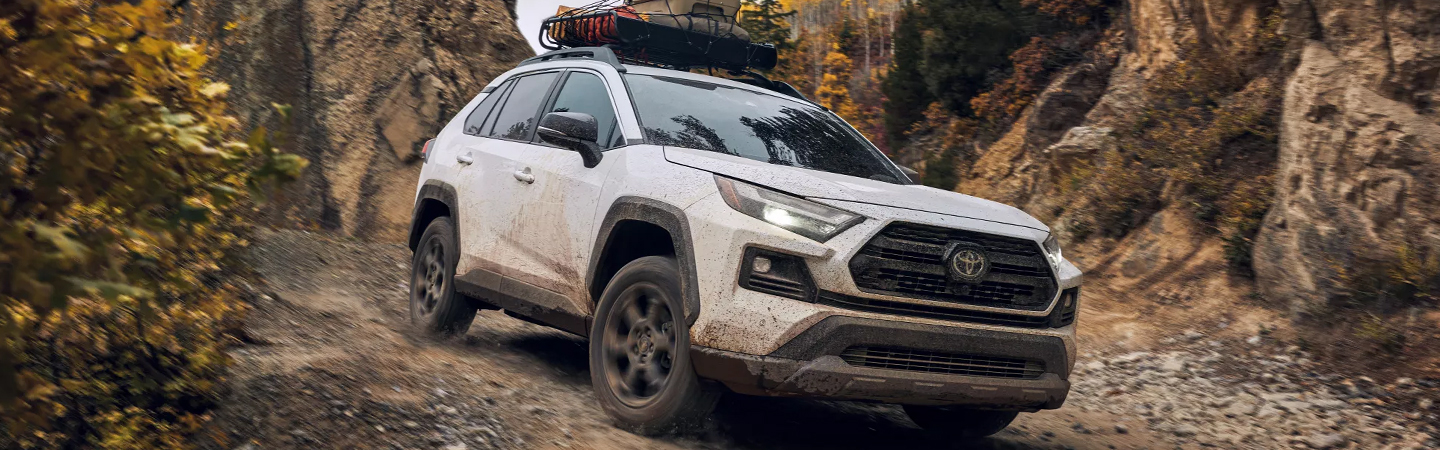 2022 Toyota RAV4 Hybrid Slide3