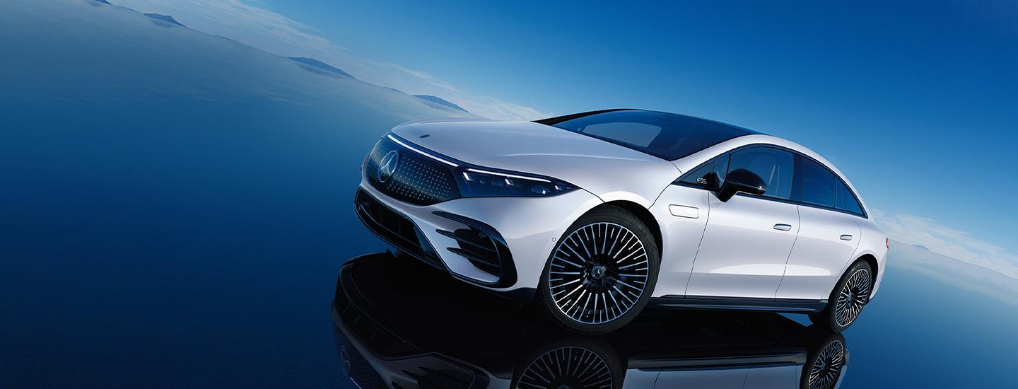 Angled view of 2022 Mercedes-Benz EQS Sedan