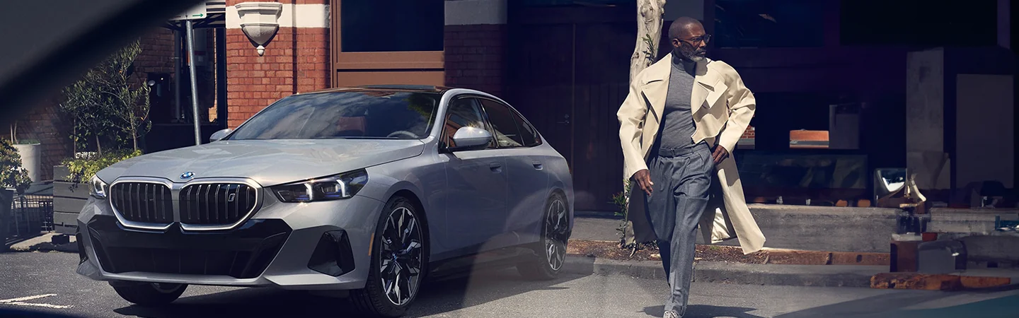 2024 BMW i5 Specs front side in slver