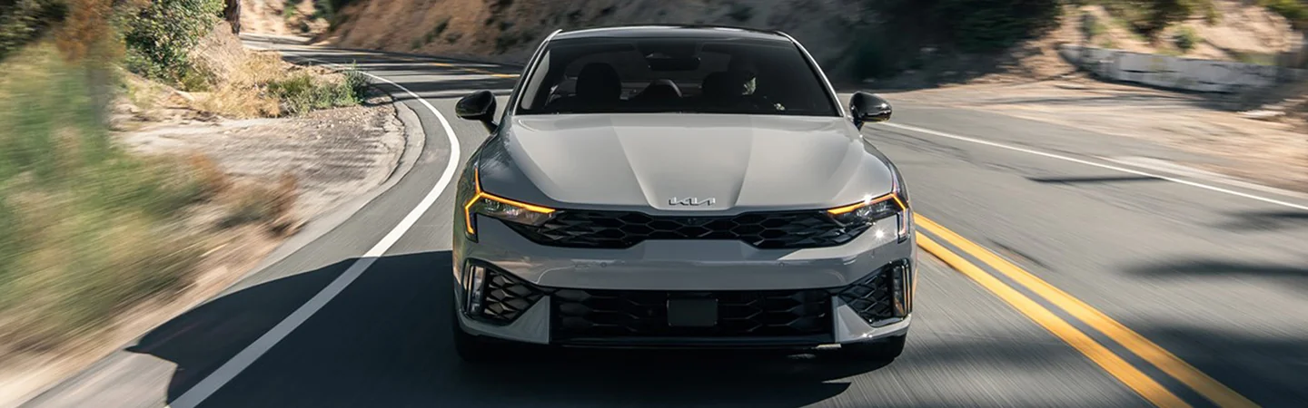2025 Kia K4 Specs front side in silver 