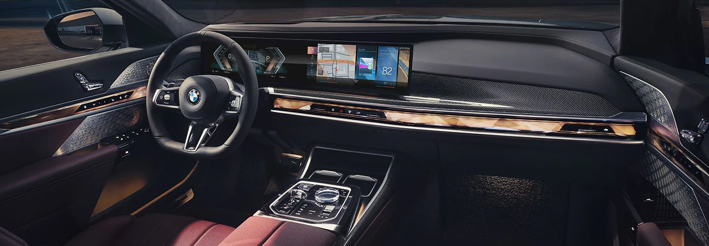 2023 BMW i7 interior