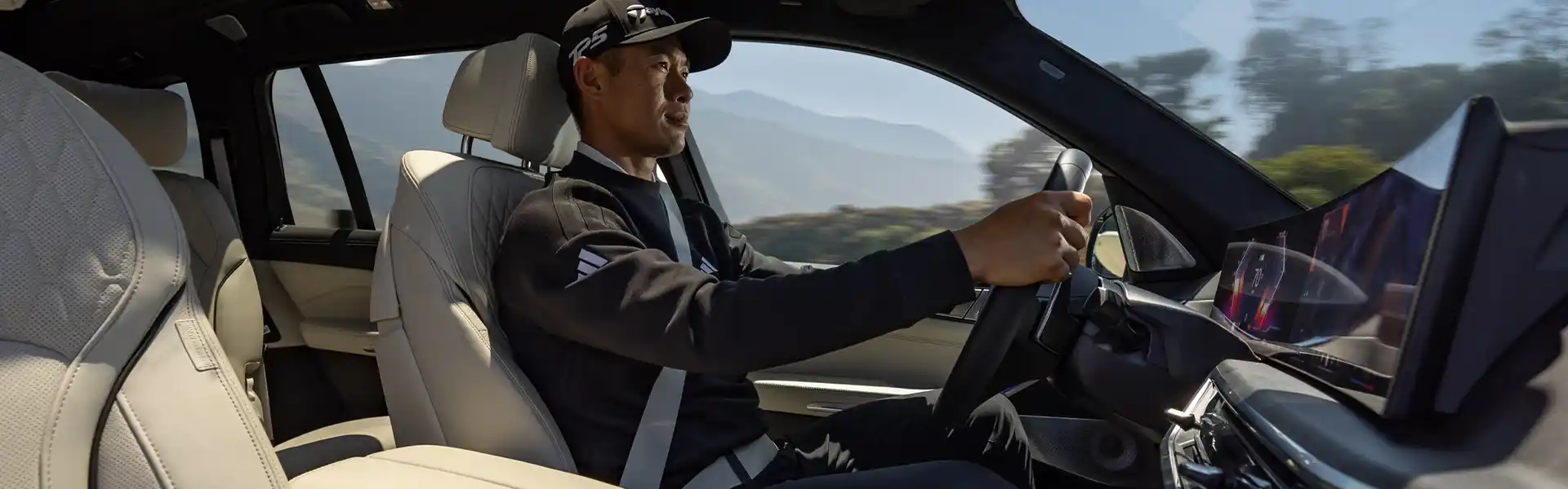 2026 BMW X7 interior view