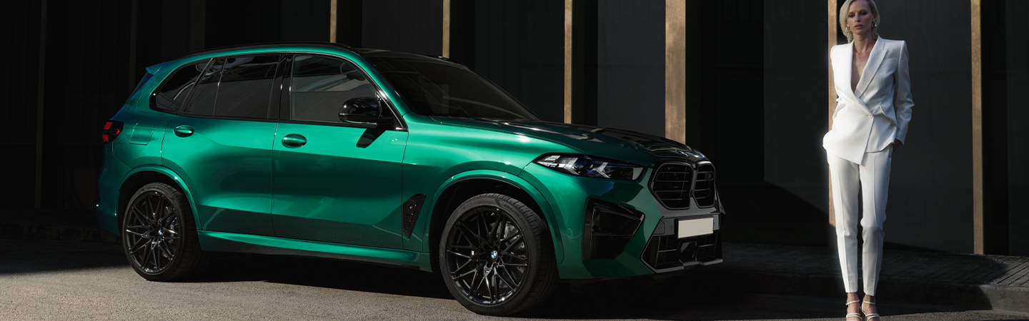 2023 INFINITI QX55 green sideview